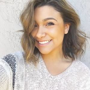 Meet your Posher, Isabel